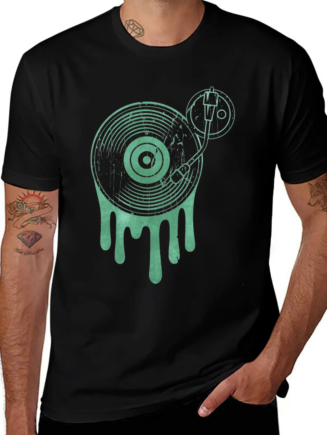 Vinyl Turntable Analog DJ Record Unisex Casual T-Shirt – Clean Design For Daily Comfort
