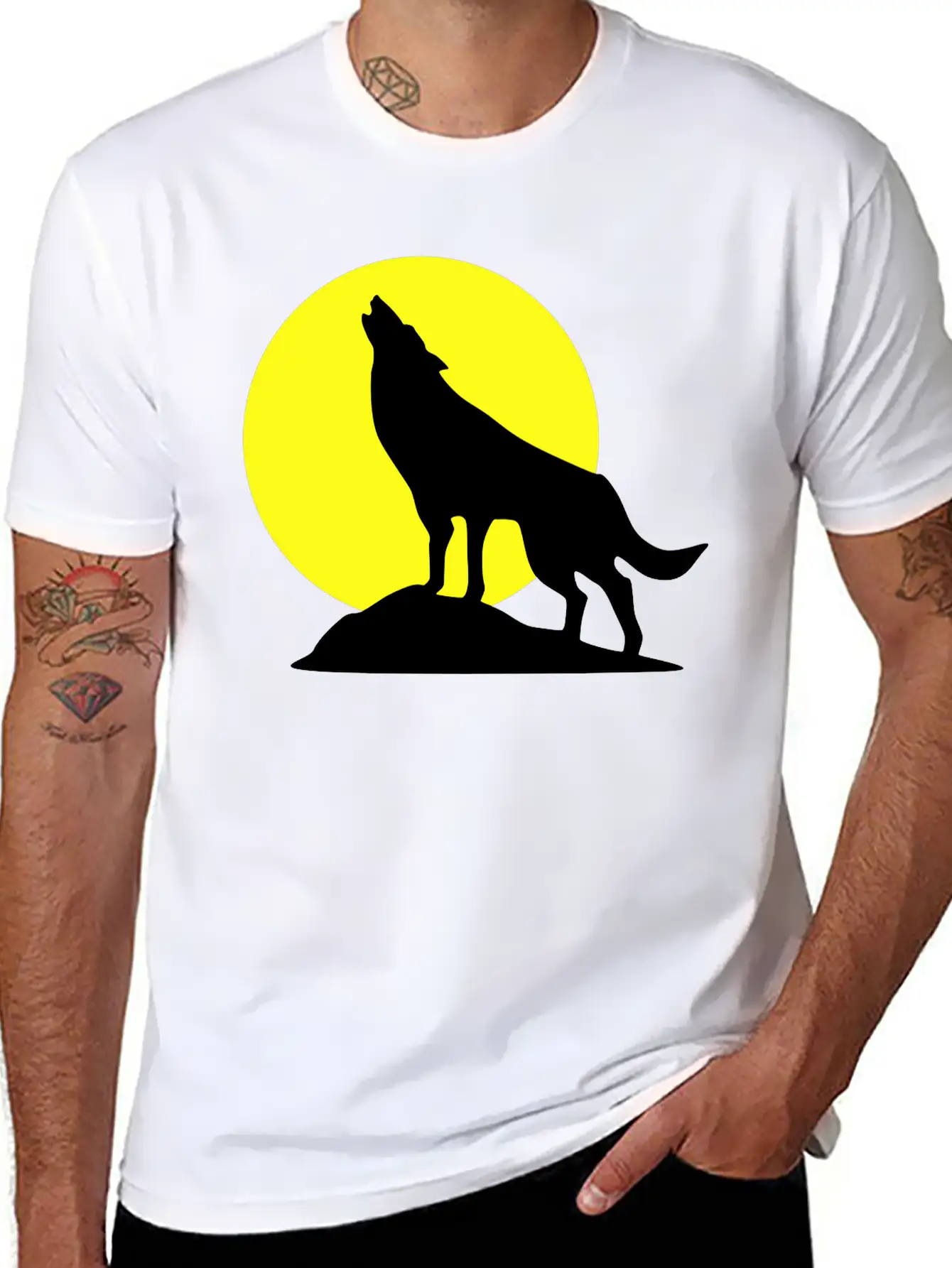 Wolf And Full Moon, Wolve Breathable Soft Cotton T-Shirt – Timeless Casual Look