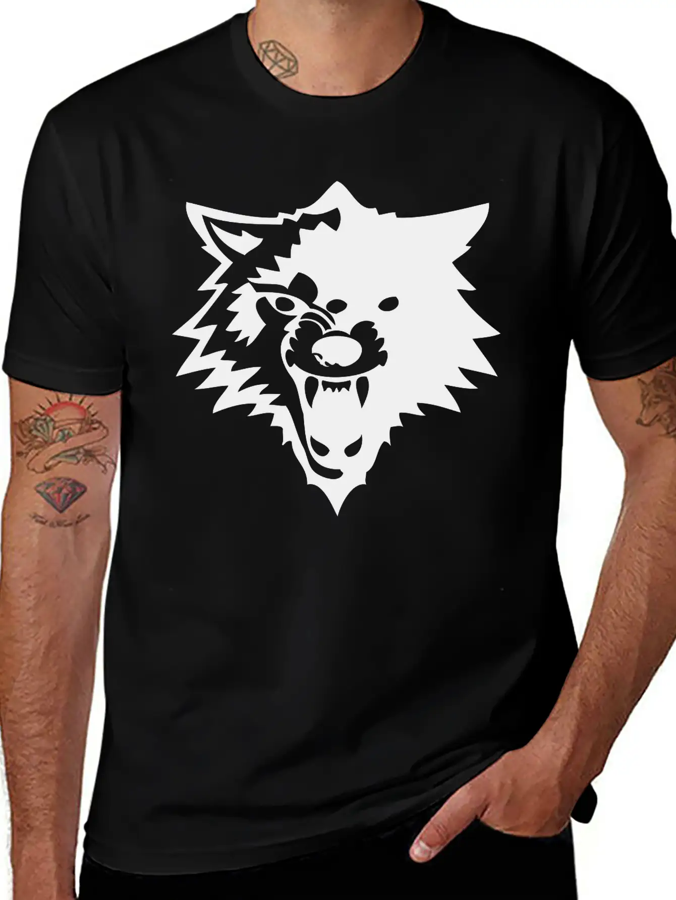 Wolf Or Wolverines? Stylish Everyday T-Shirt – Unisex Basic Cotton Tee