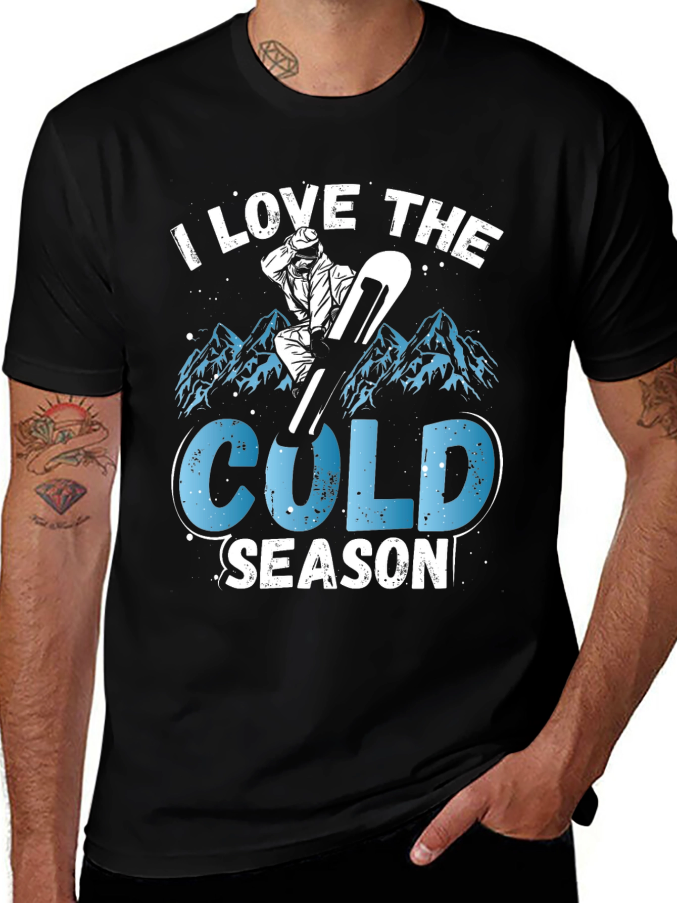 I Love The Cold Season Graphic Tee