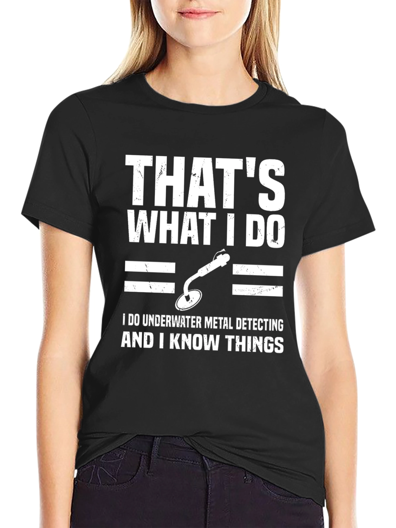 Underwater Metal Detecting T-Shirt - I Know Things